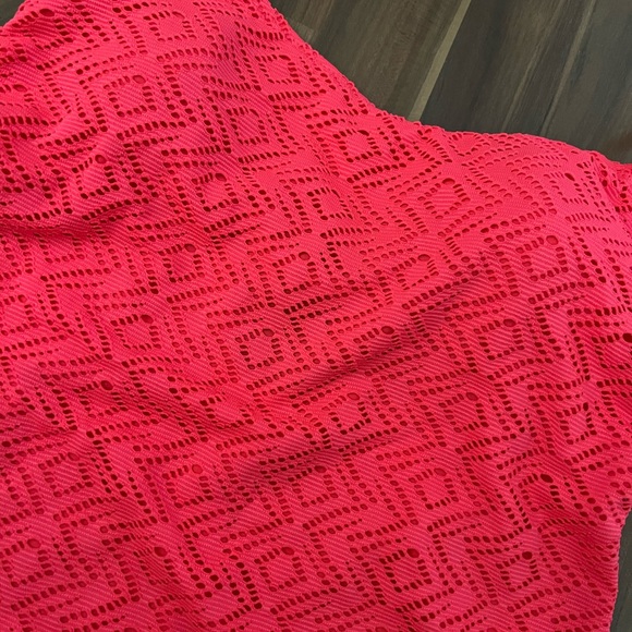 Catalina Women’s Bathing suit - Picture 3 of 7